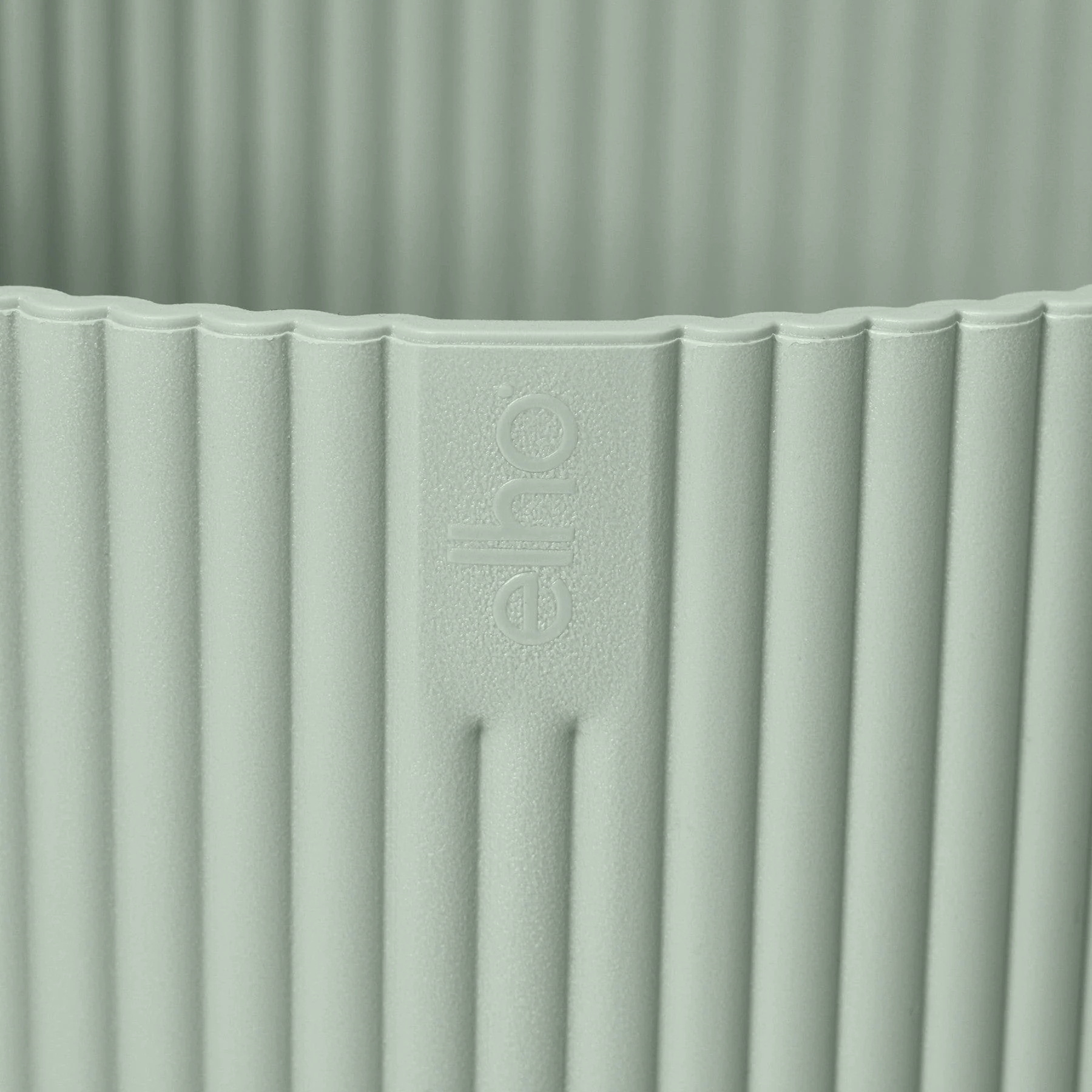 Vibes fold round plant pot - Image 3